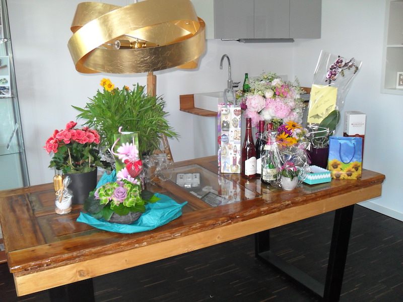 Überwältigende Eröffnung 1 Eröffnung der Schmiede