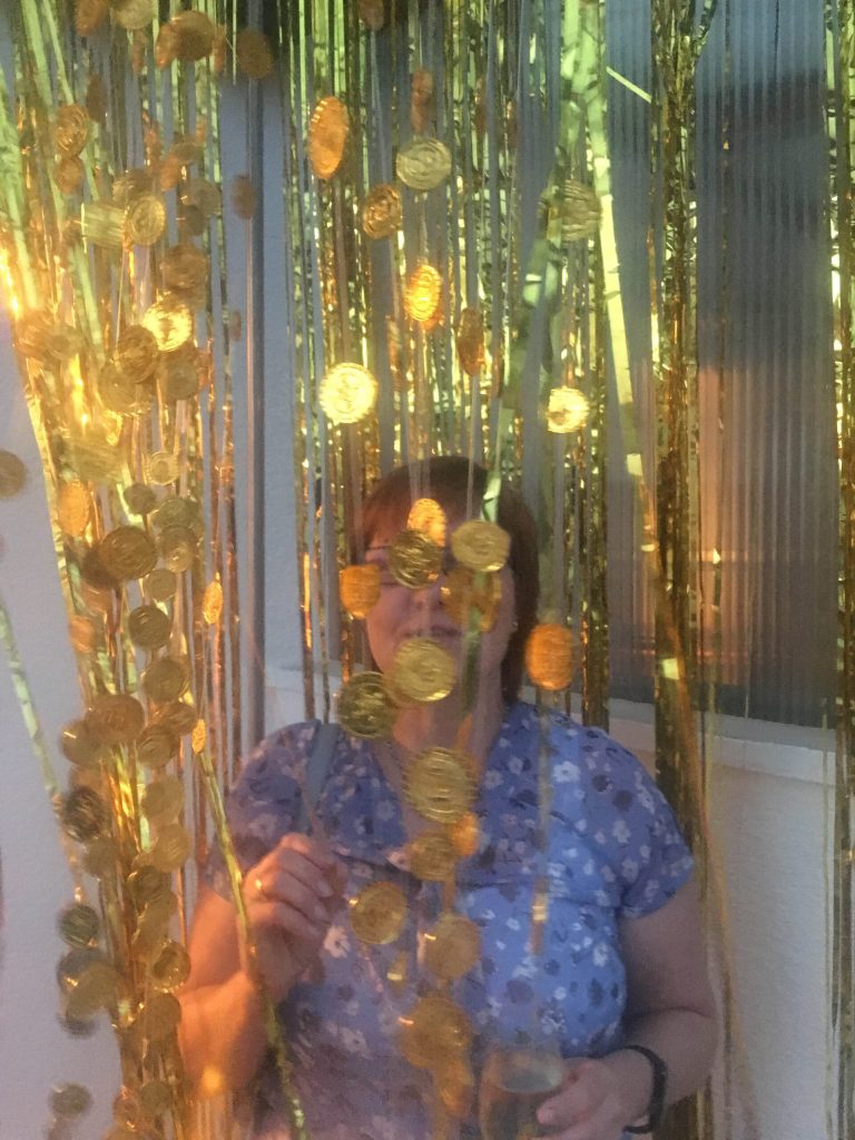 Überwältigende Eröffnung 10 Goldregen