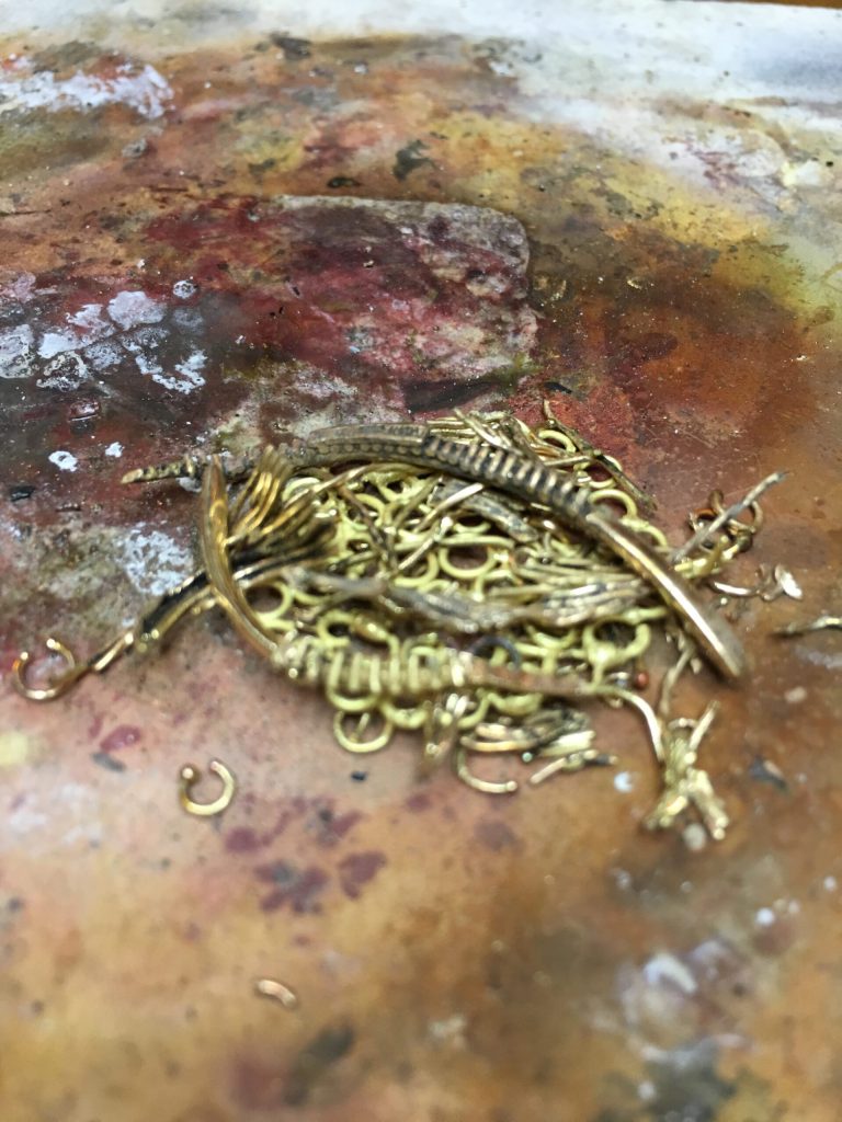 Bis wann ist es eine Brosche - ab wann ist es ein Anhänger? Upcycling 8 die Reste der Federn