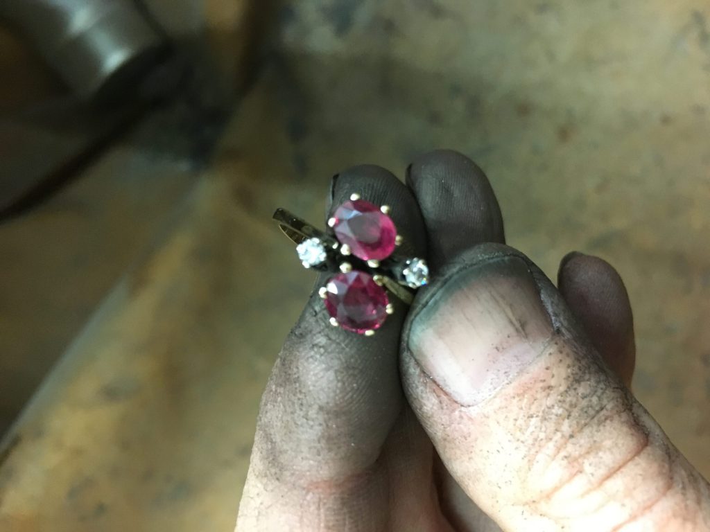 Rubinring mit Brillanten 5 Rubinring mit Brillanten