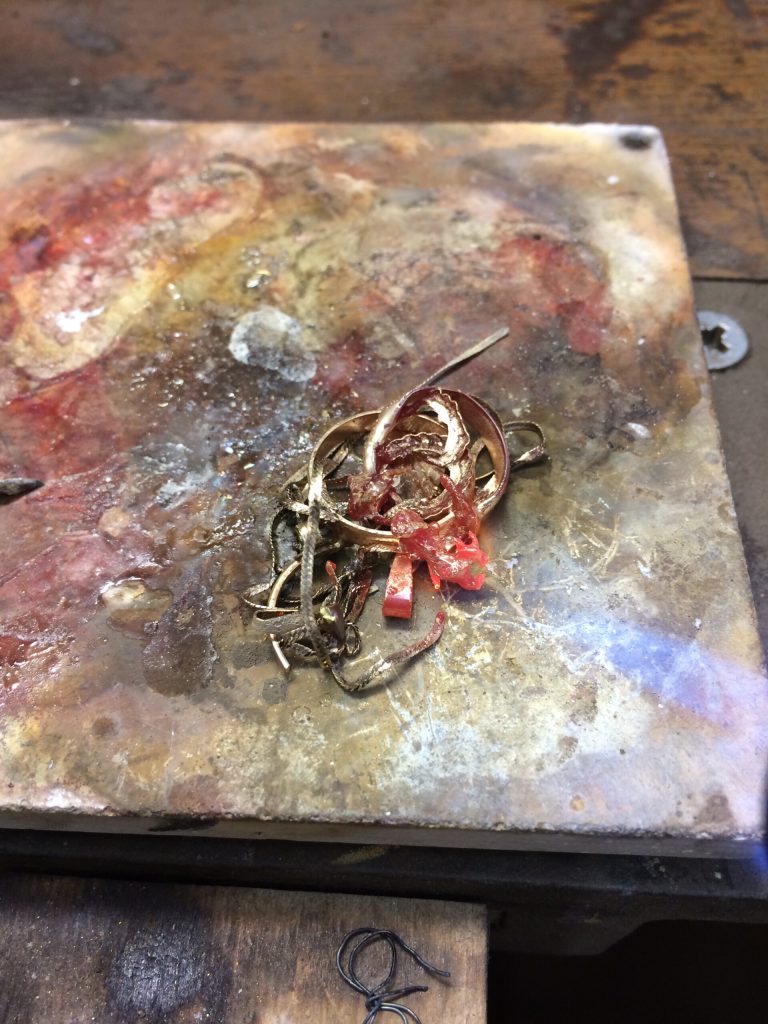 Trauringe teilweise oder komplett aus vorhandenem Gold 11 Altgold