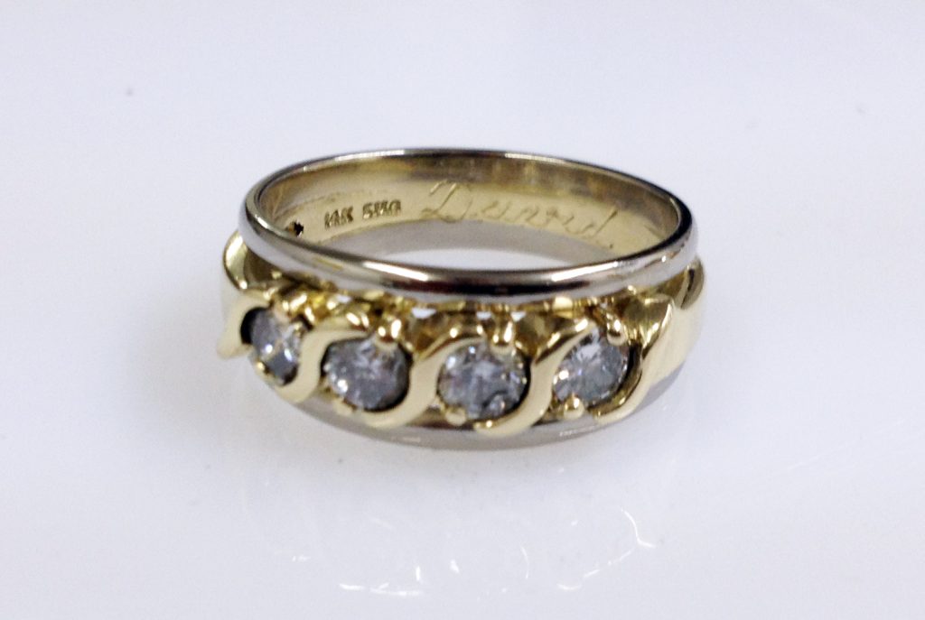 Trauringe teilweise oder komplett aus vorhandenem Gold 3 Brillantring kombiniert mit zwei weißgoldenen Ringen