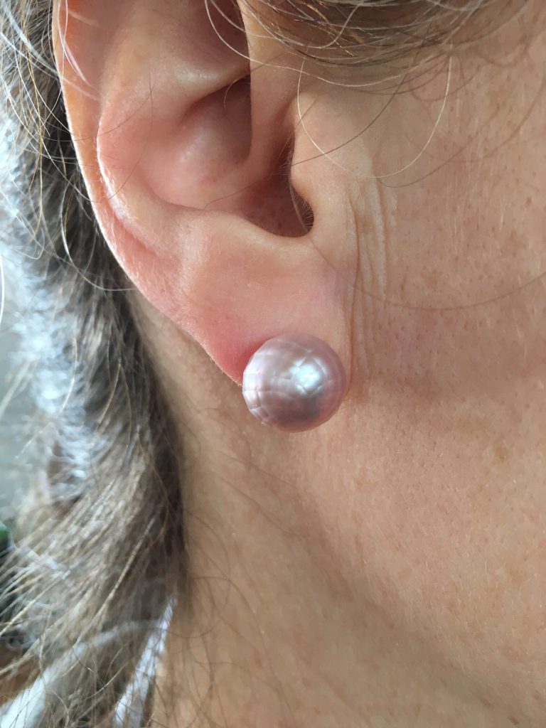 Ohrsschmuck in verschiedenen Varianten 16 Ohrstecker mit facettierten Perlen