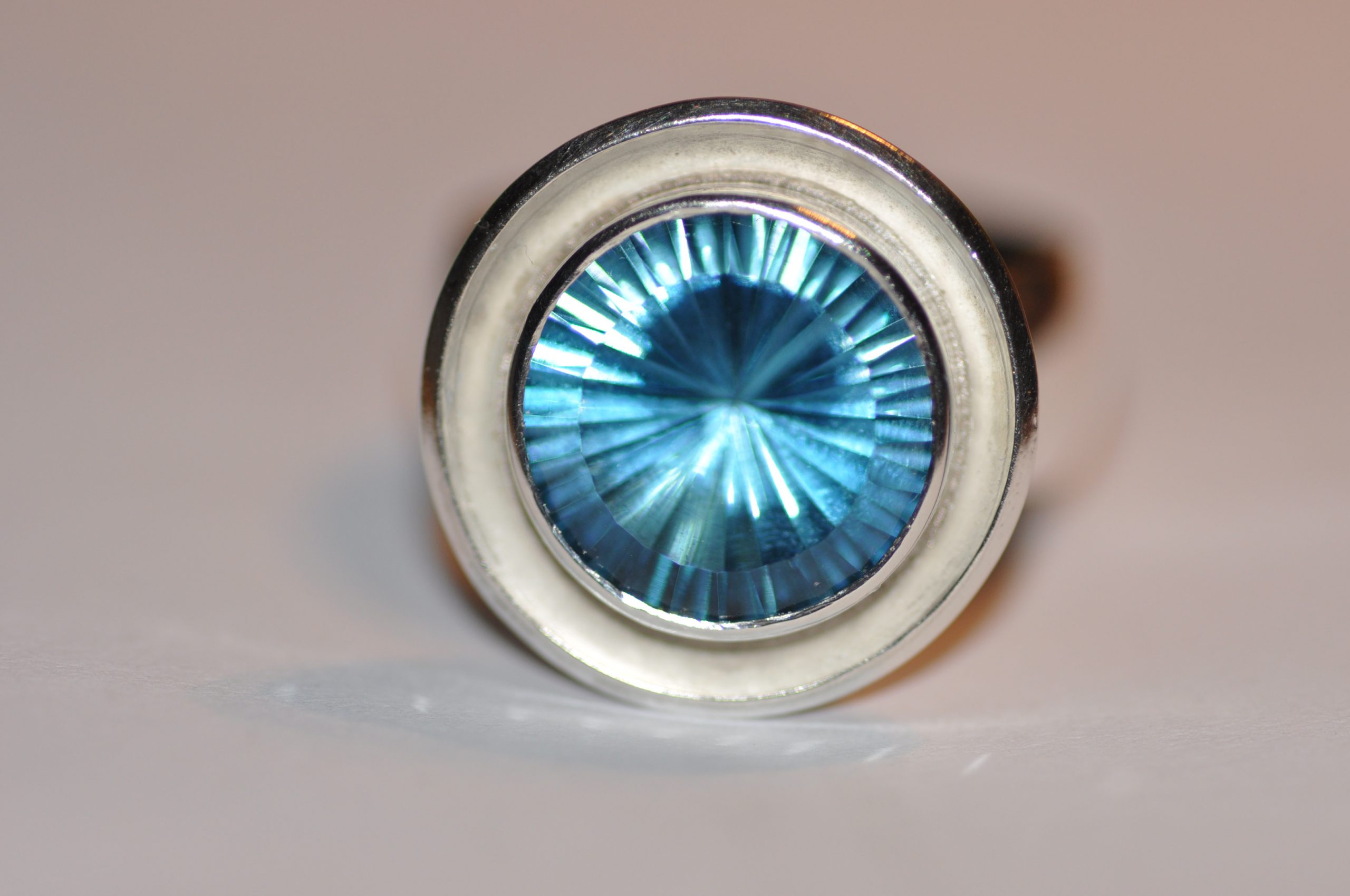 Ringe mit doppeltem Boden 7 Ring mit Topas