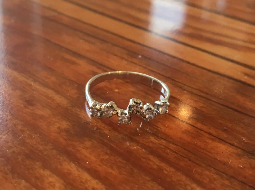 Ein Ring wird zum Ring 4 "der