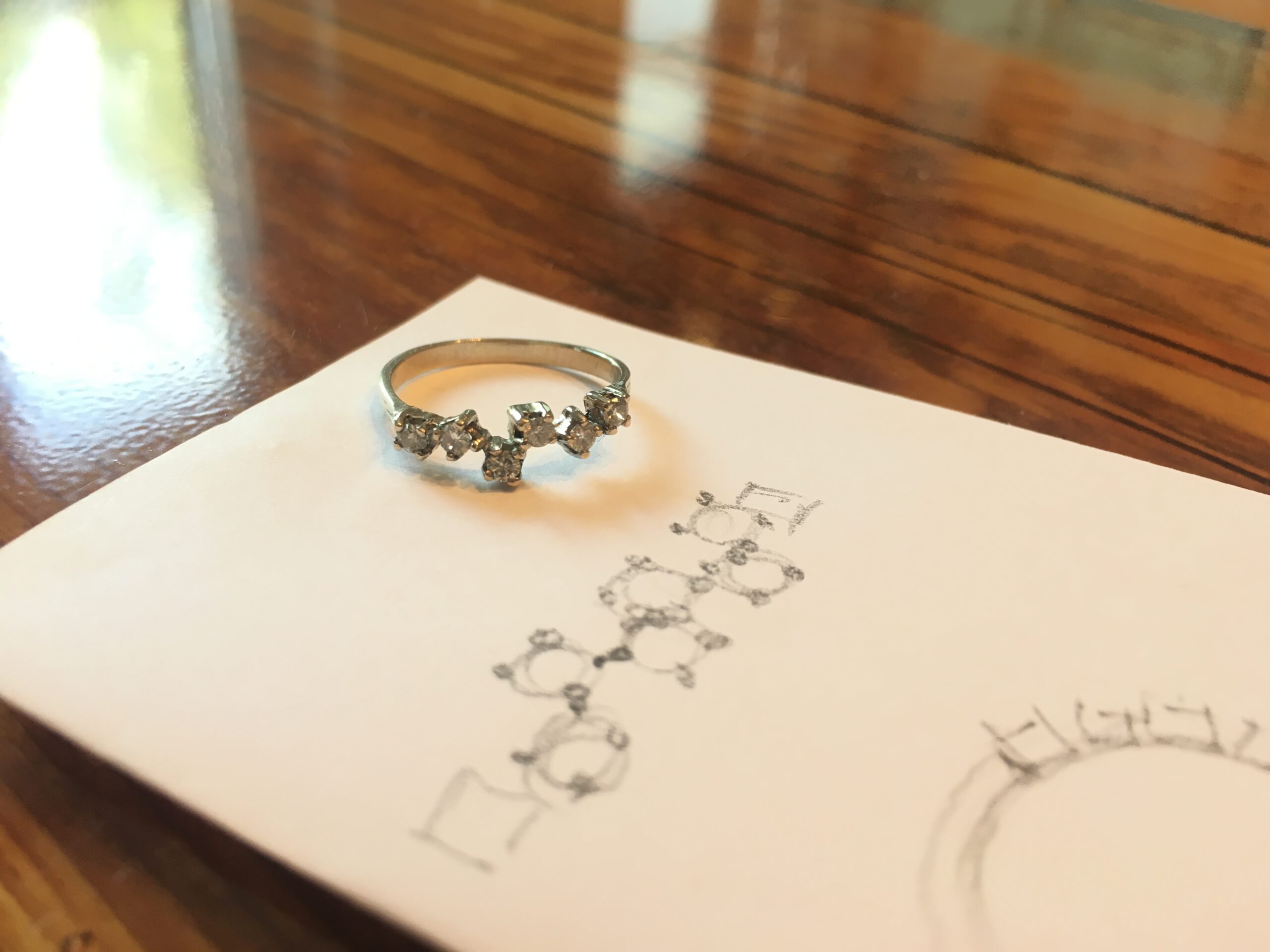 Ein Ring wird zum Ring 6 Der fertige Ring mit der Skizze