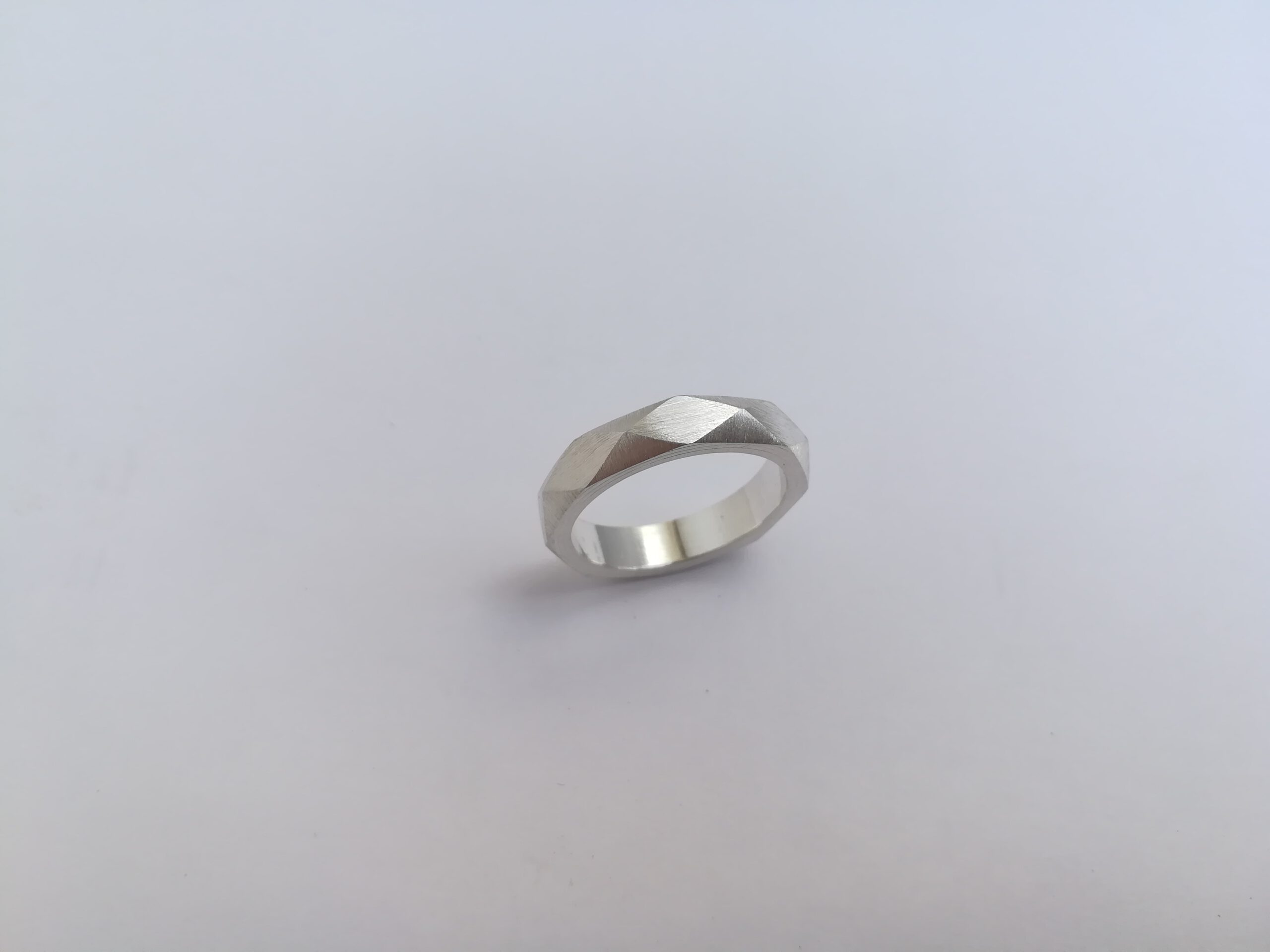 Facettenring - von Miriam 1 IMG 20200528 115736 scaled 1