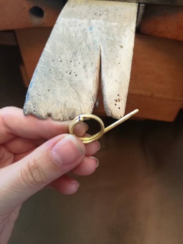 Perlenring - von Miriam 3 gewickelter 750 Rosédraht