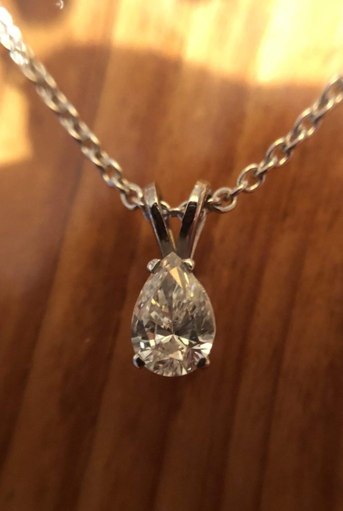 Kettenanhänger in allen Variationen 13 Diamant-Tropfen als Anhänger