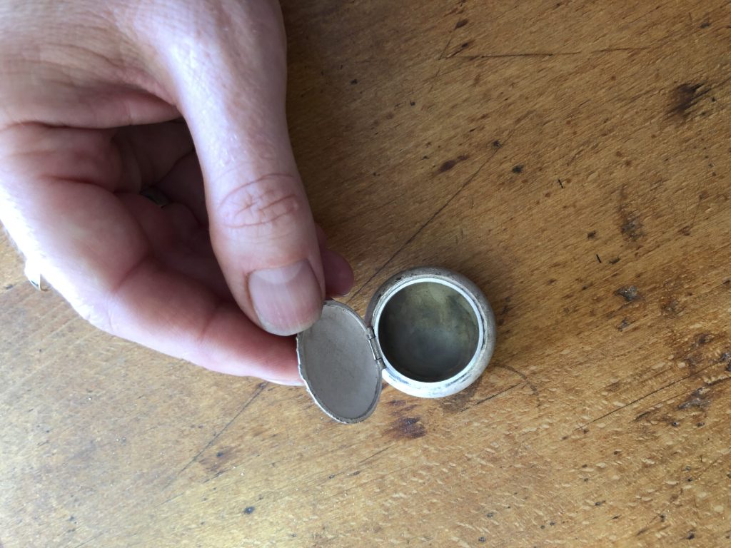 3D-Daten im Goldschmiede-Handwerk 12 Dose, erstellt aus Daten