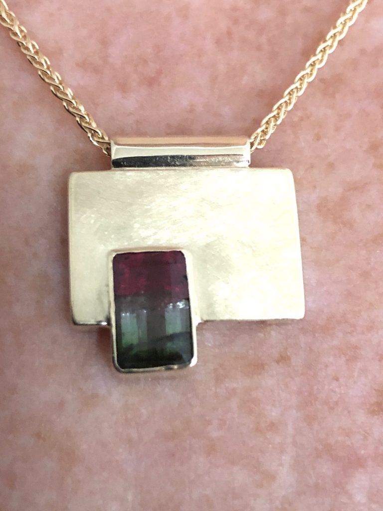 Kettenanhänger in allen Variationen 48 Zweifarbiger Turmalin als Anhänger
