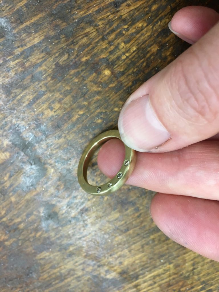 Es fehlt ein Teil (Witwenring) 14 Der Witwenring - Es fehlt ein Teil