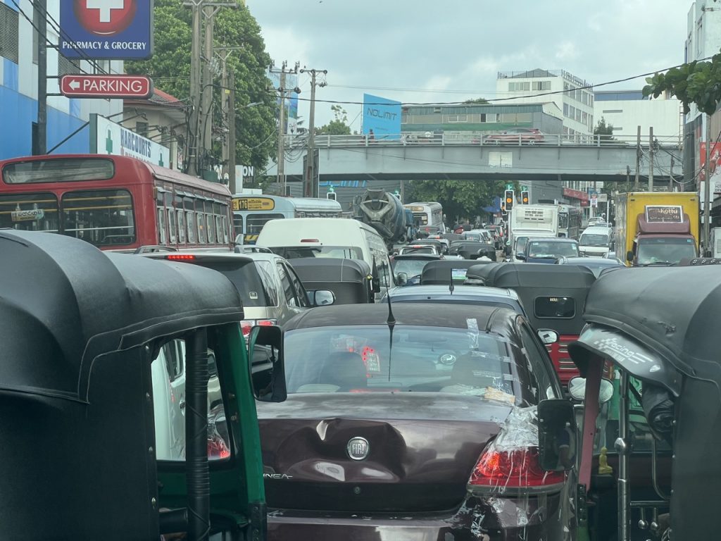 Colombo 13 Gross IMG 0097