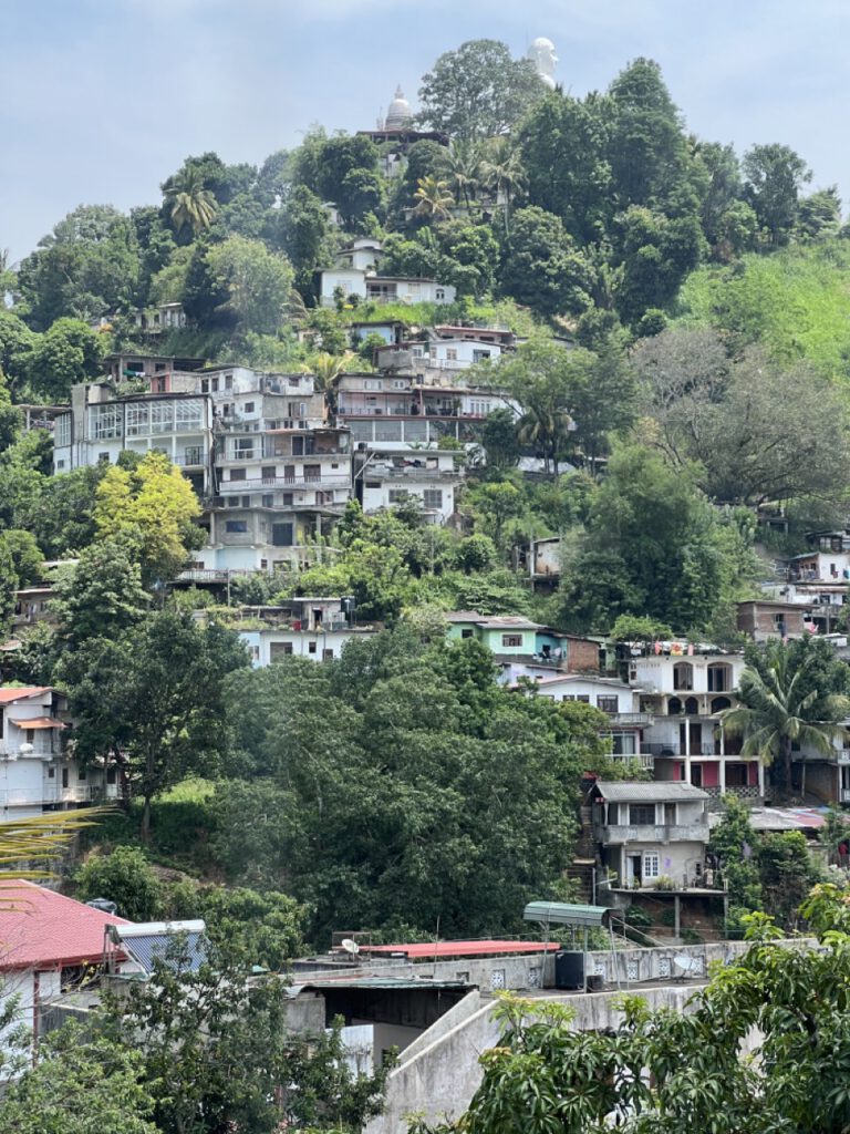 Kandy. Traumschön.