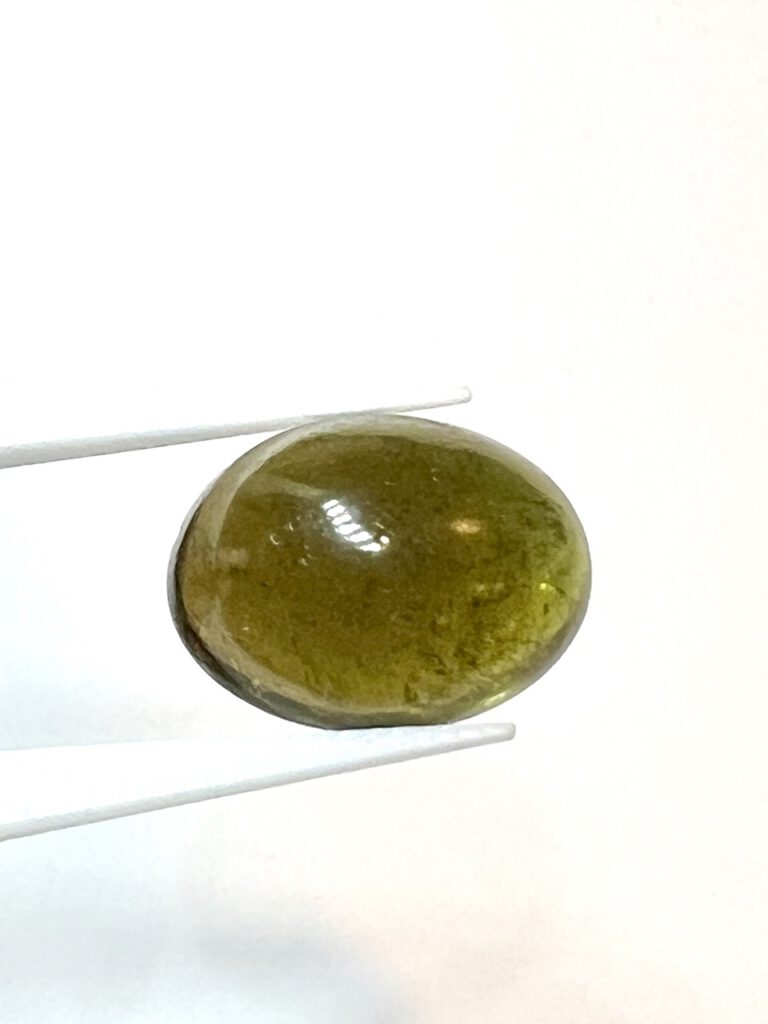 Grüner Turmalin, Cabochon, oval