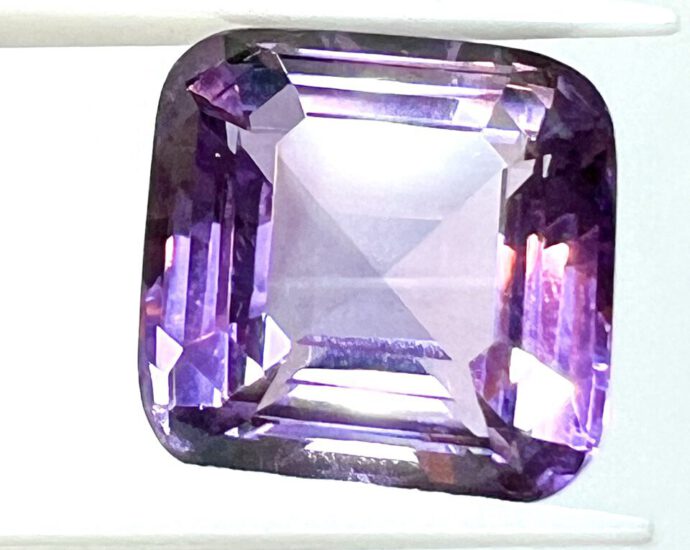 Amethyst, fac., carré