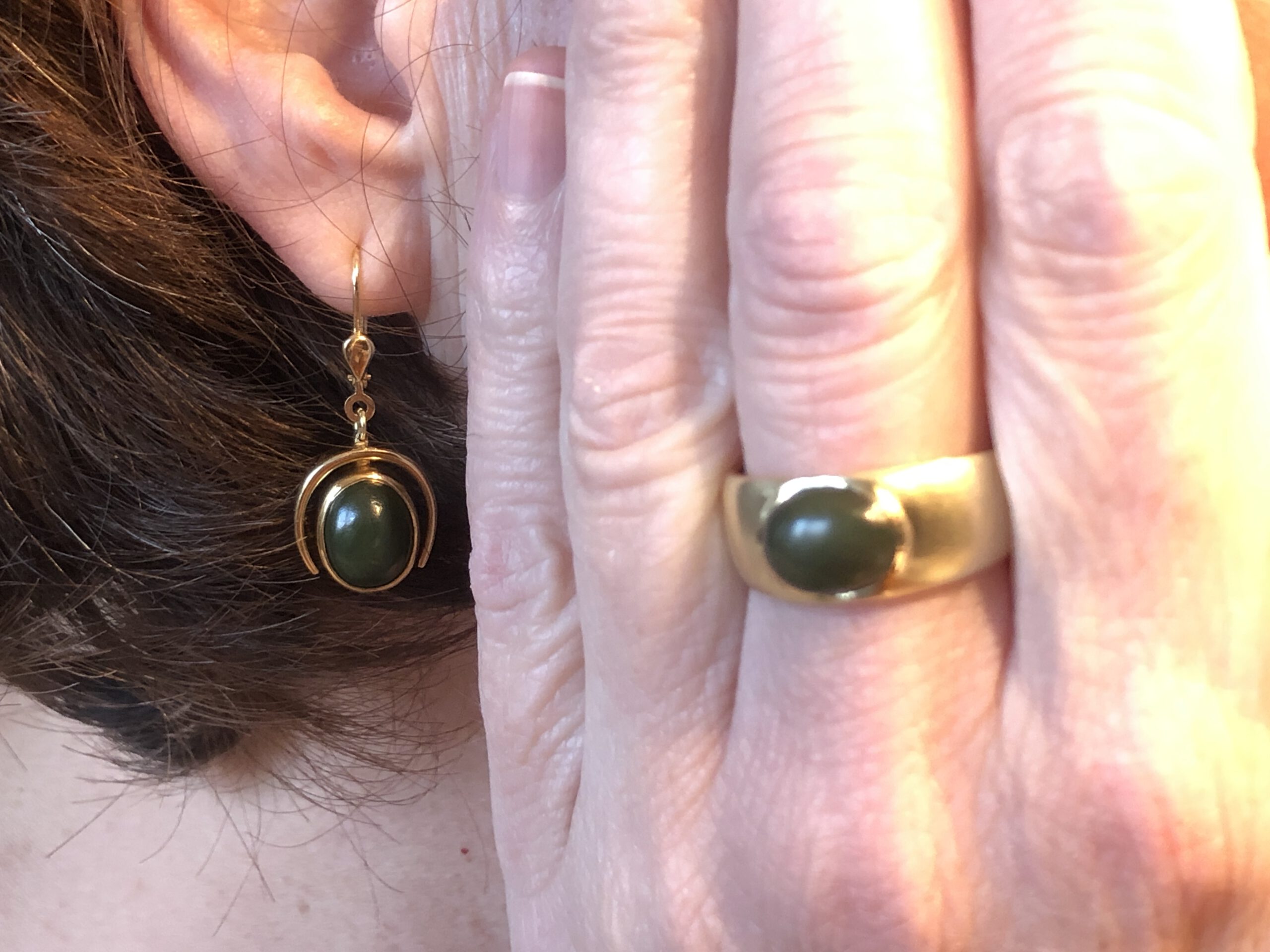 Ring und Ohrhänger mit Jade