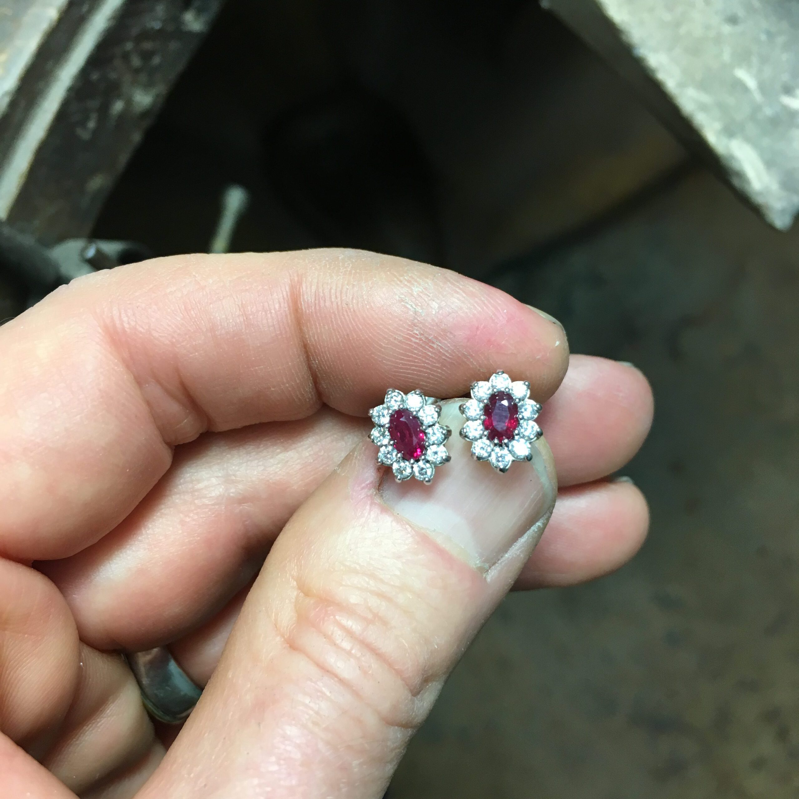 Rubine mit Brillanten