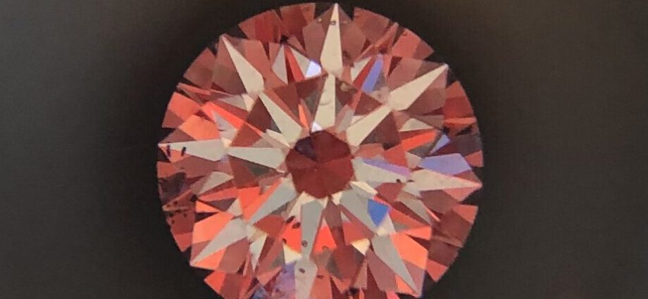 Diamant unter der Lupe